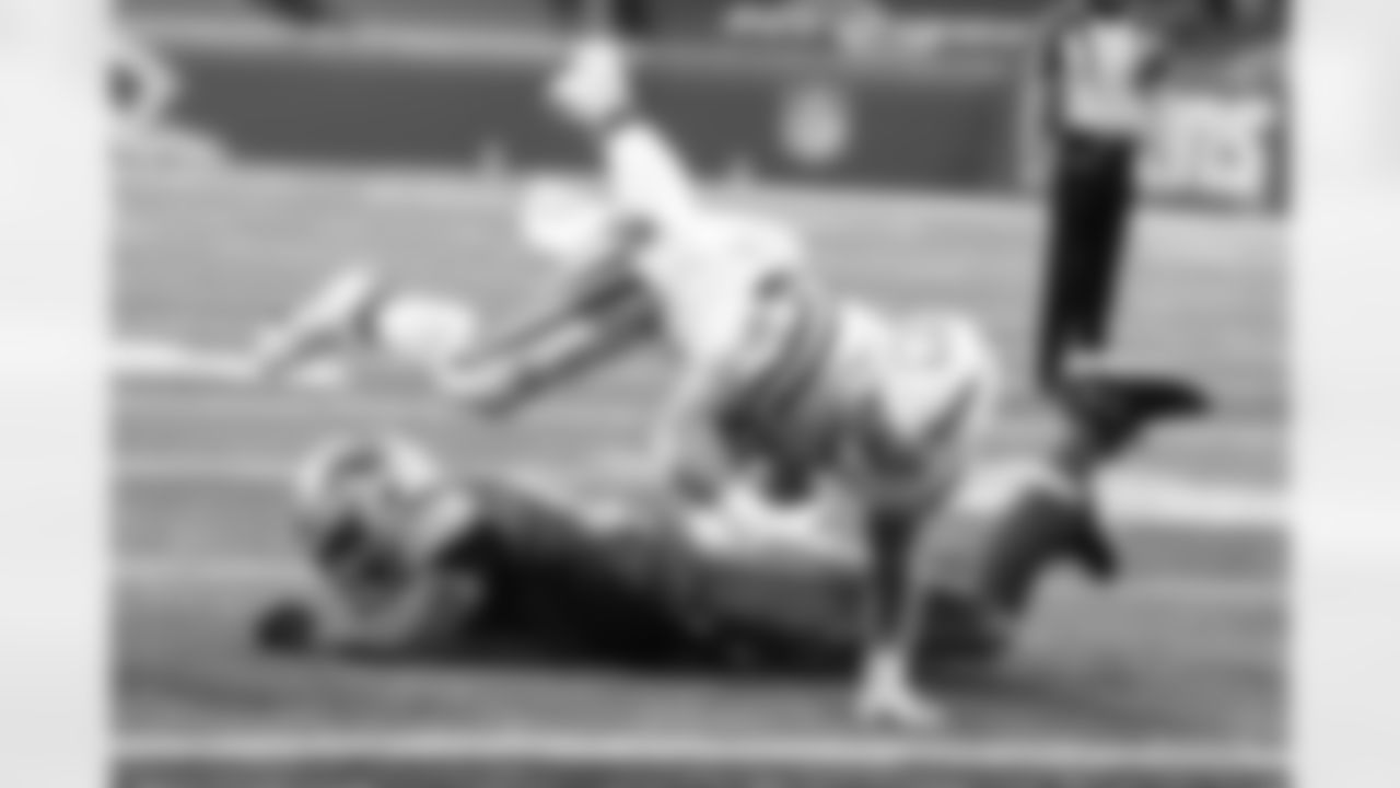 80 TE Trey Burton
