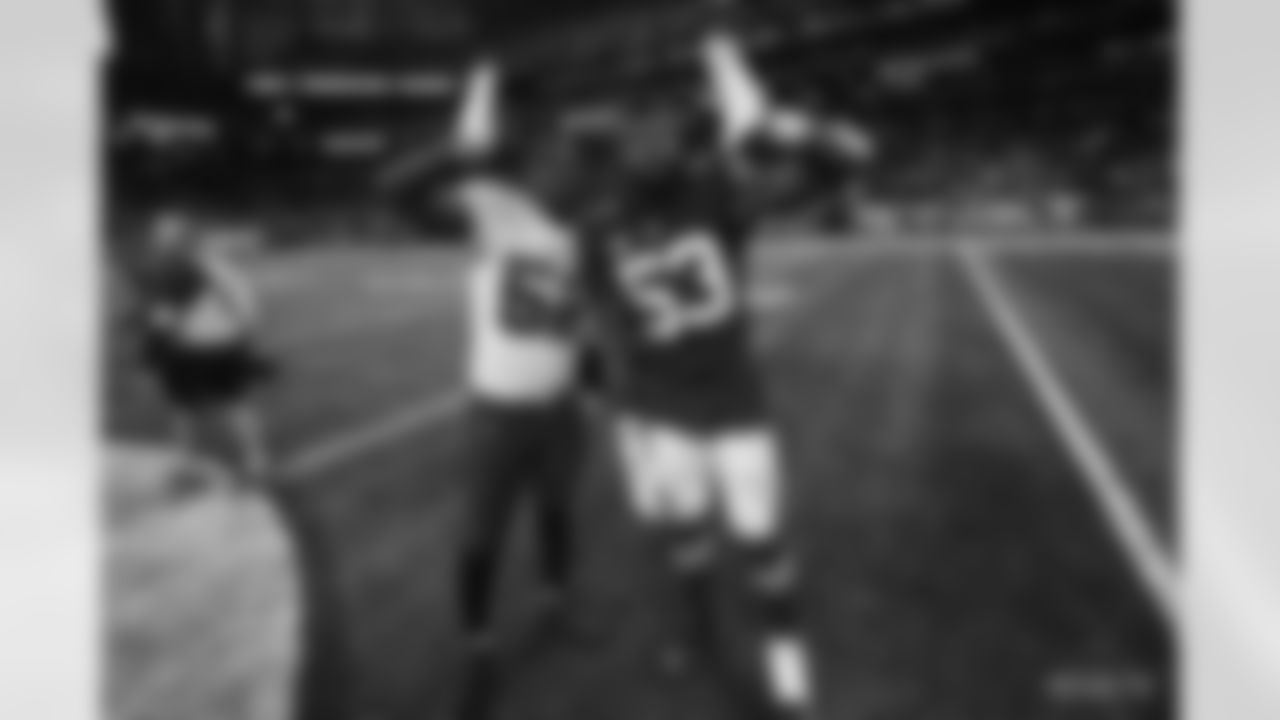 53 LB Darius Leonard