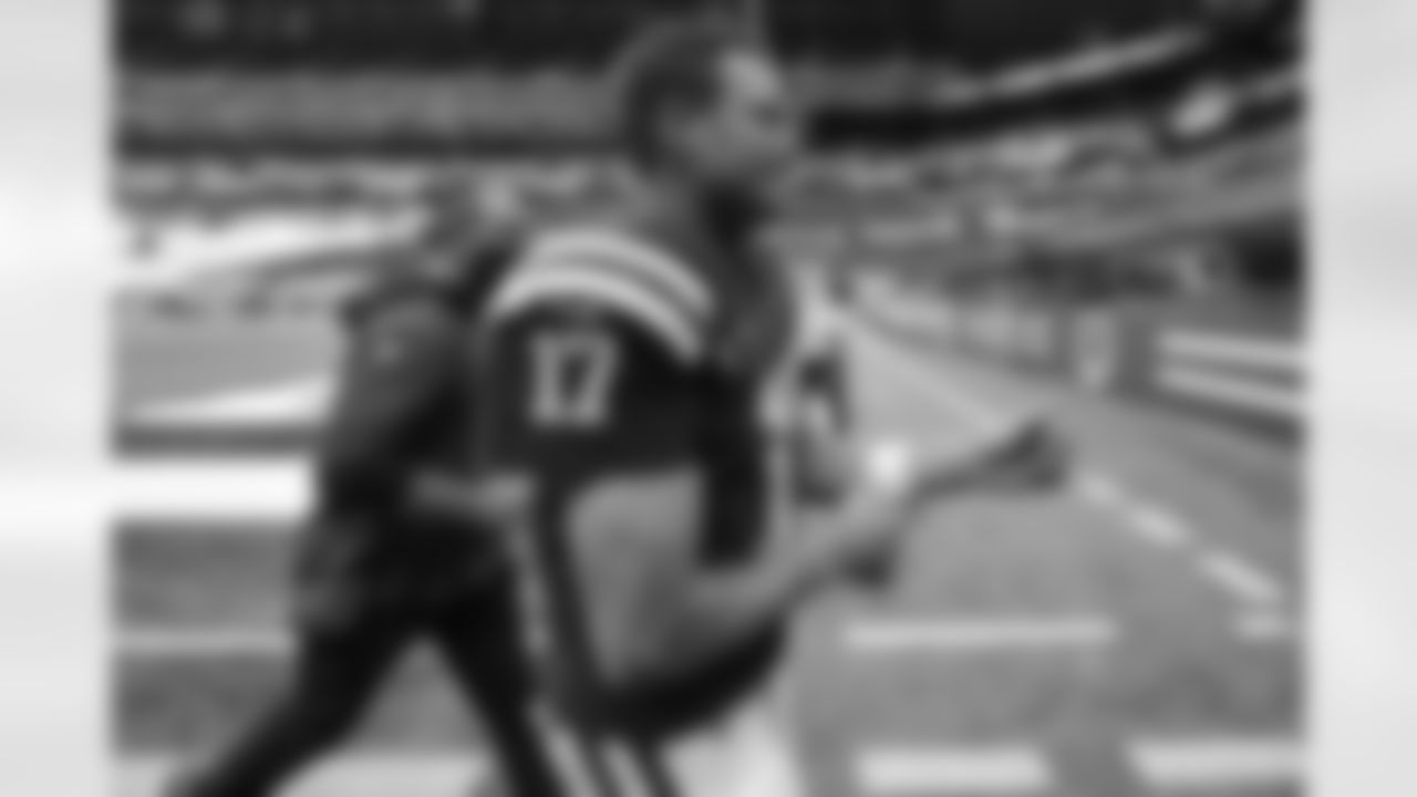 17 QB Philip Rivers