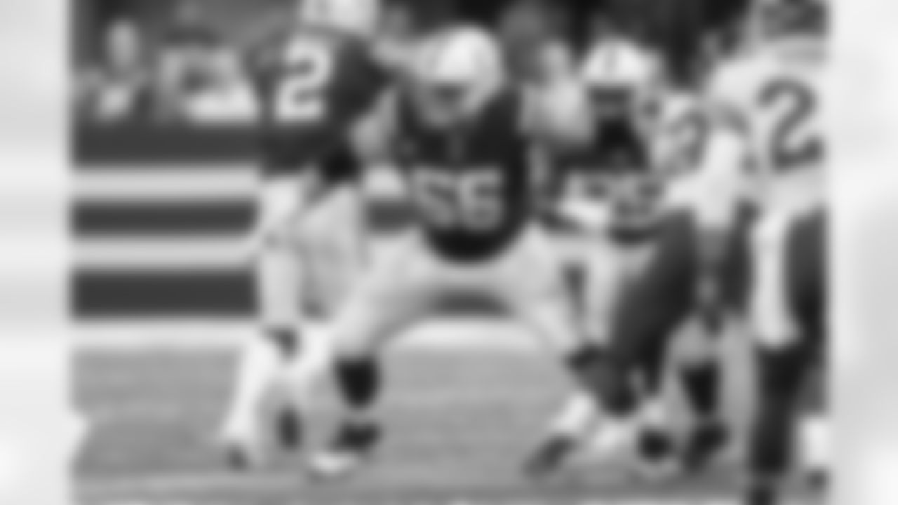 56 C/G Quentin Nelson