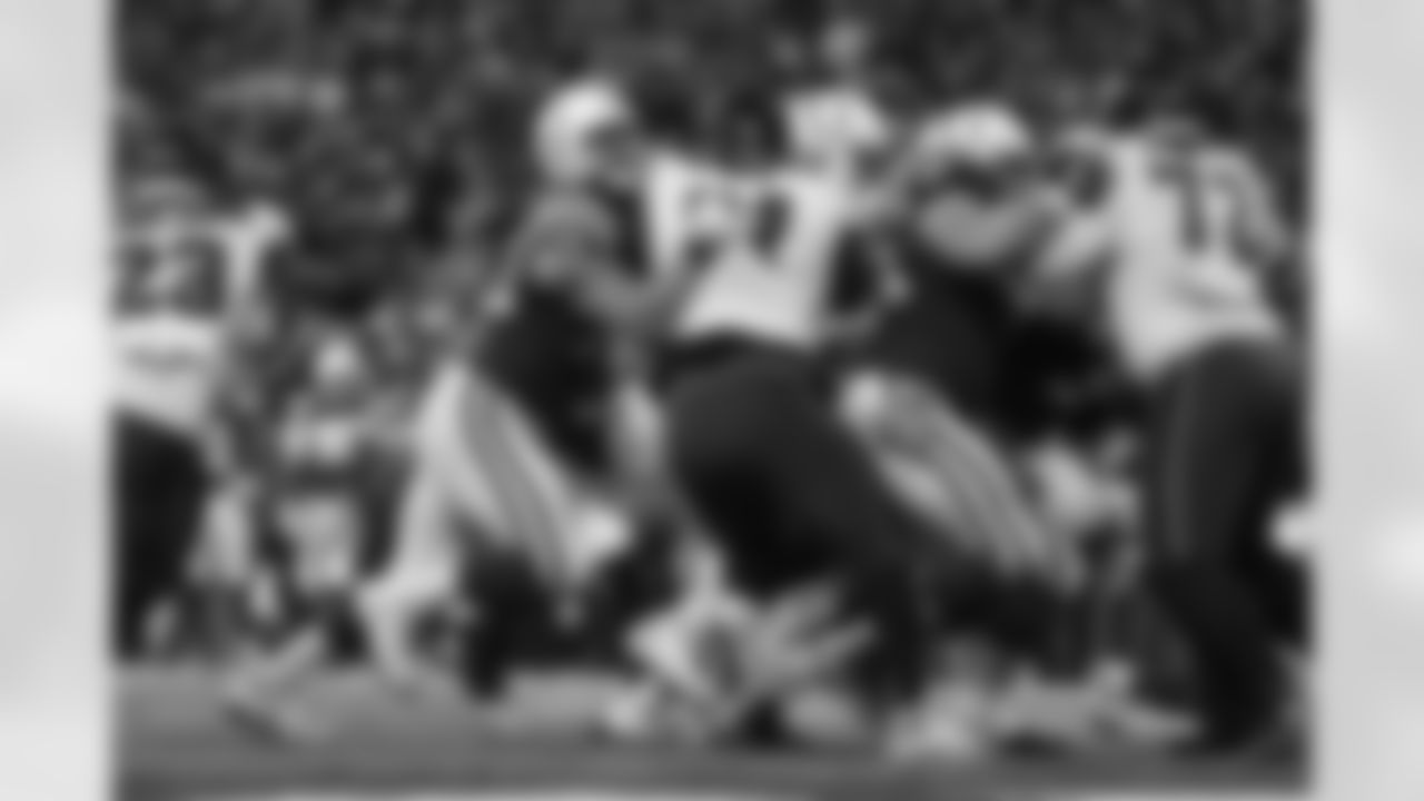 72 T/G Braden Smith, #78 C Ryan Kelly