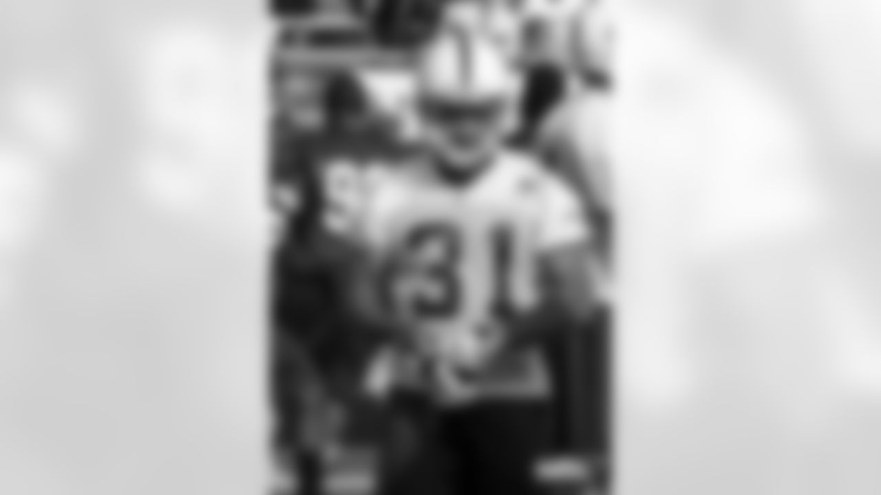 Donald Brown-1