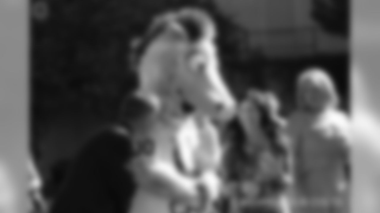 2018_1008_pinkingofthecanal_0189