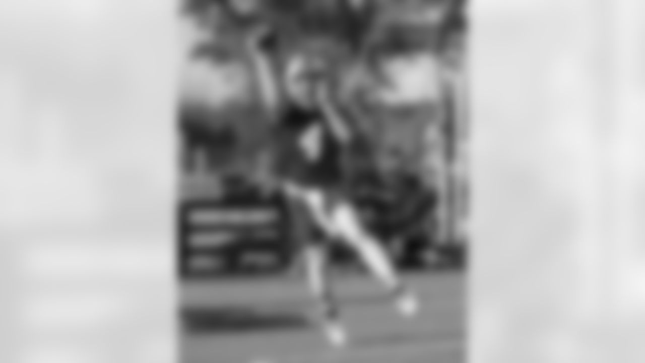 4 QB Sam Ehlinger
2023 Colts Training Camp - Grand Park