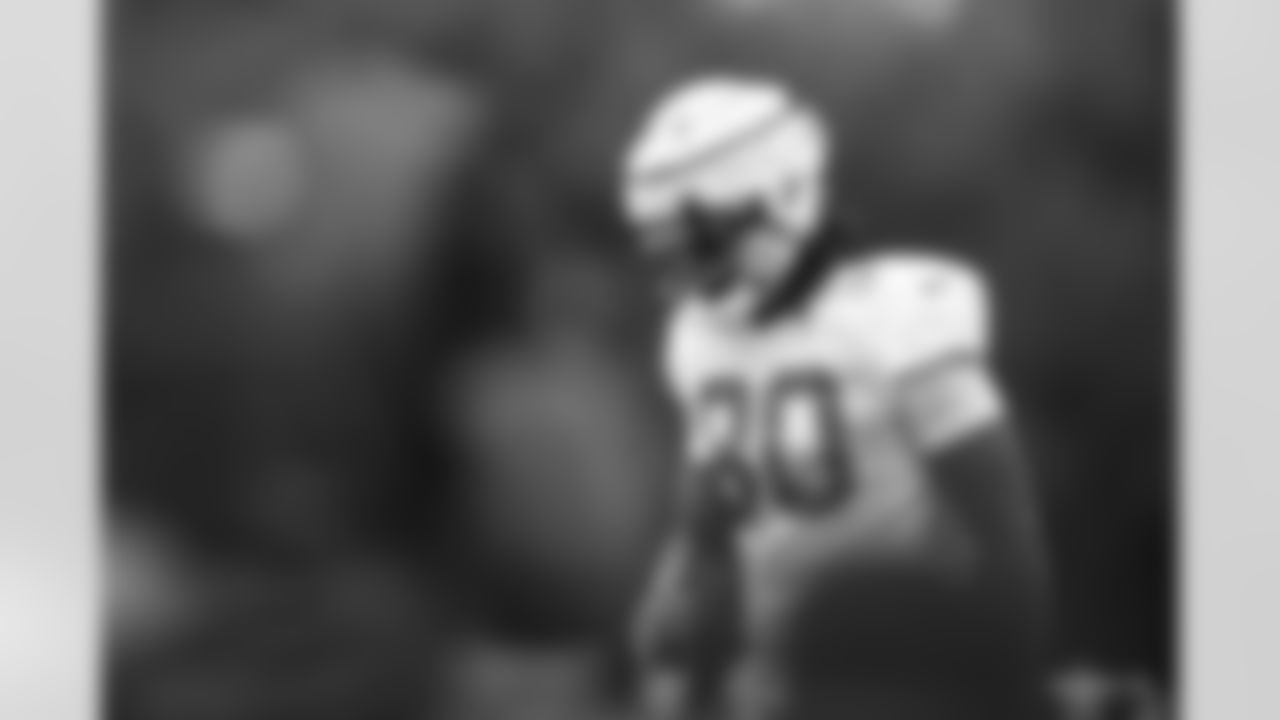 80 TE Jelani Woods