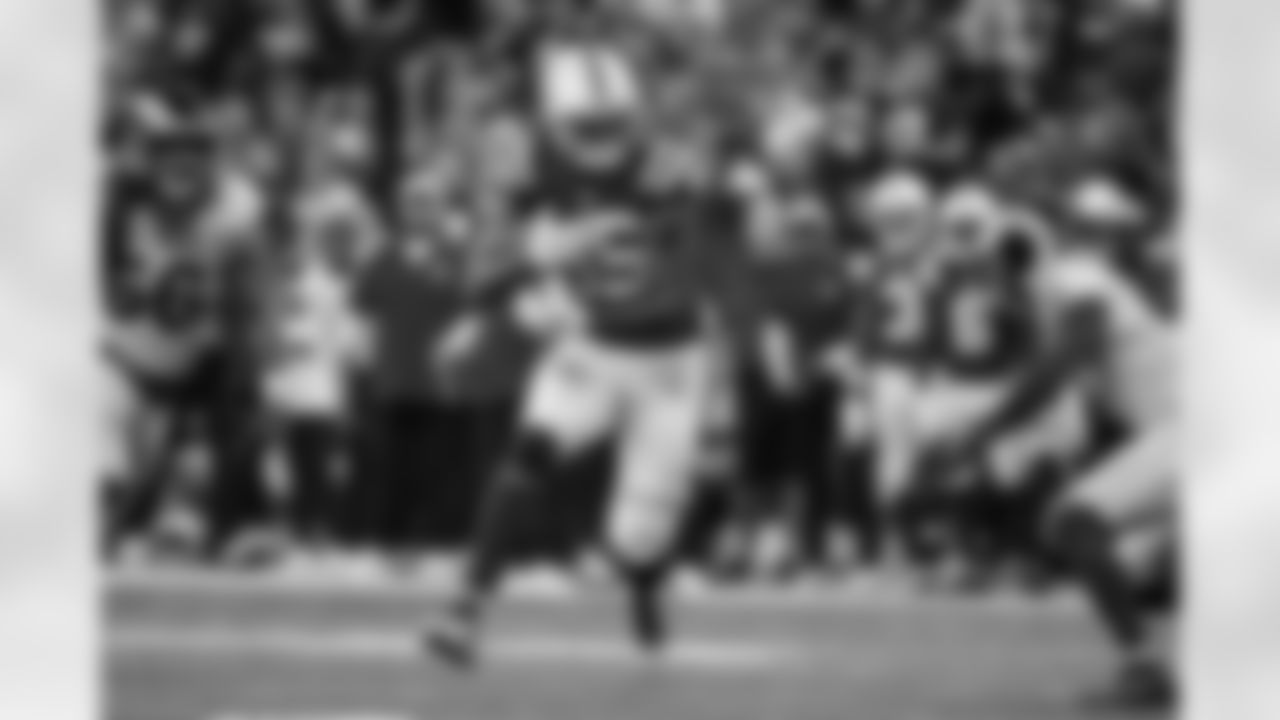 85 TE Andrew Ogletree