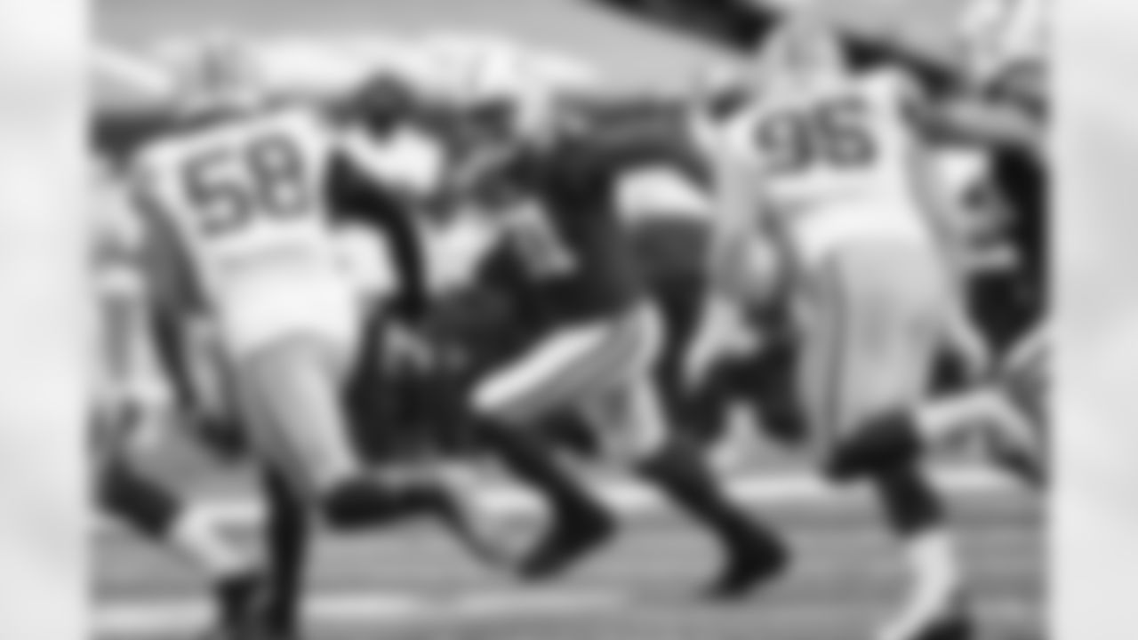 81 TE Mo Alie-Cox