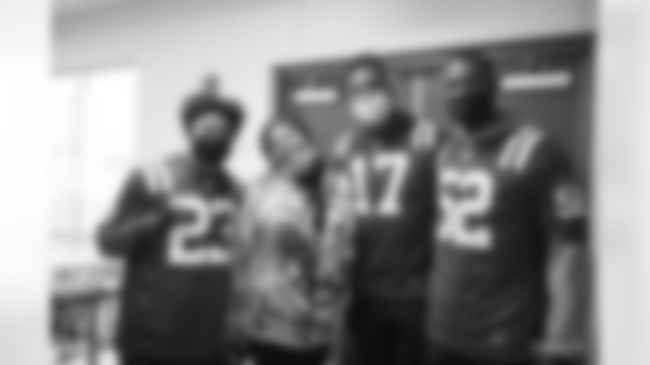 23 CB Kenny Moore II, #17 WR Mike Strachan, #52 DE Ben Banogu