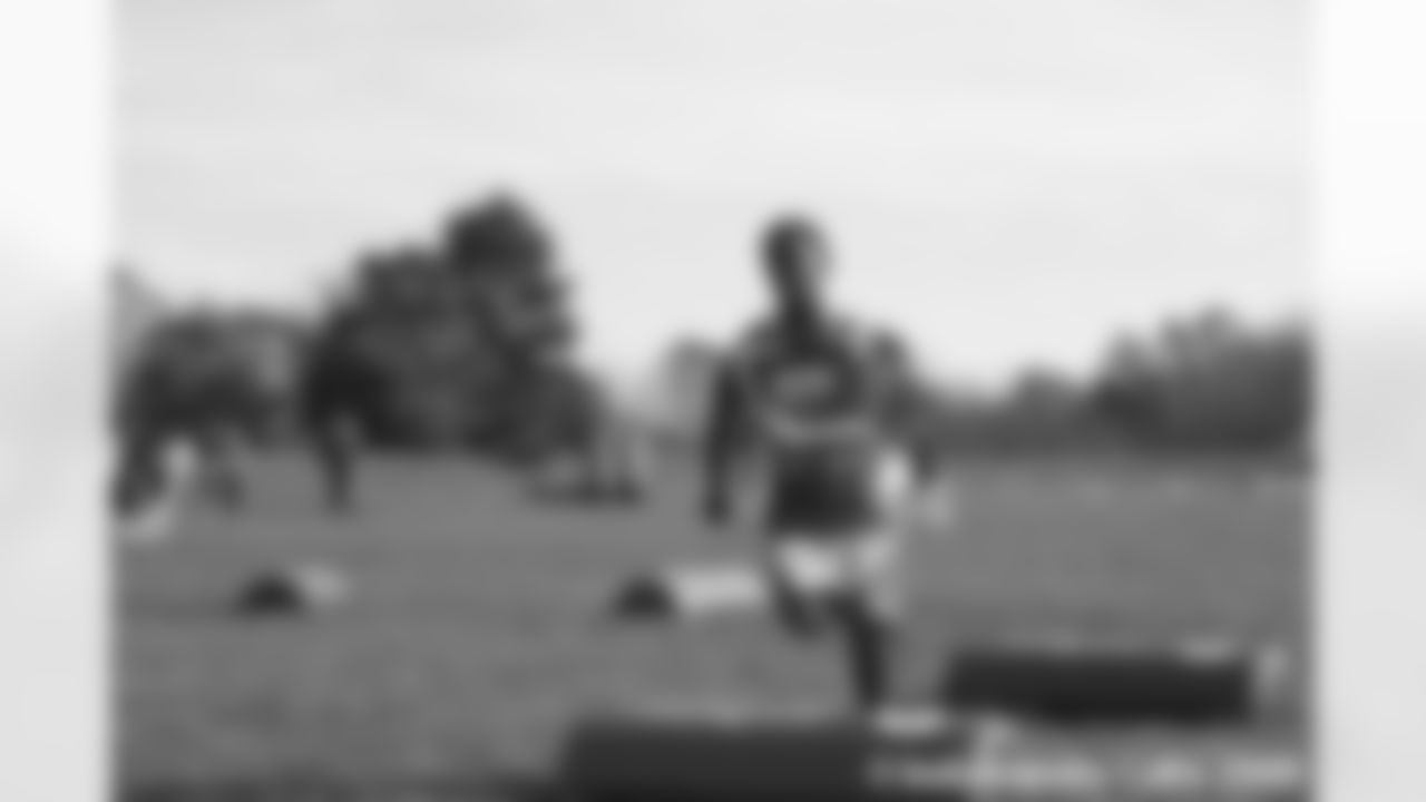 LANDING_youthfootball-8