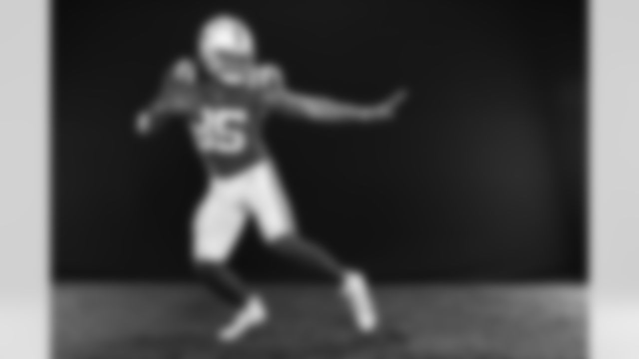 85 TE Andrew Ogletree