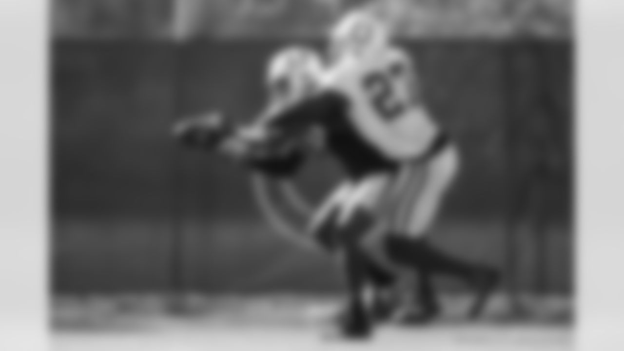 10 WR Daurice Fountain, #27 CB Xavier Rhodes
