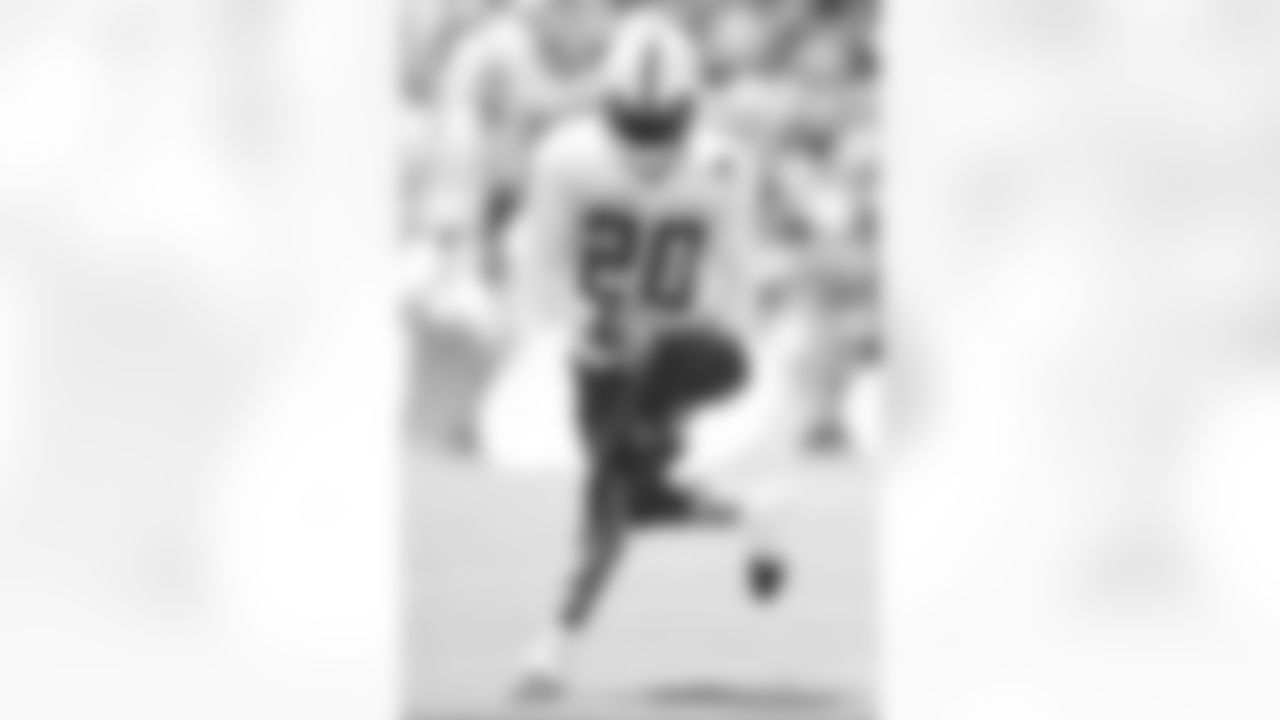 20
Butler, Darius
CB
Connecticut