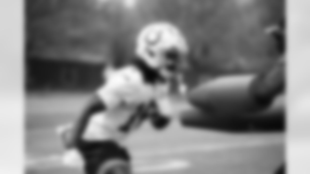 16 WR Ashton Dulin,
Players practice during voluntary Veteran Mini Camp offseason workouts.