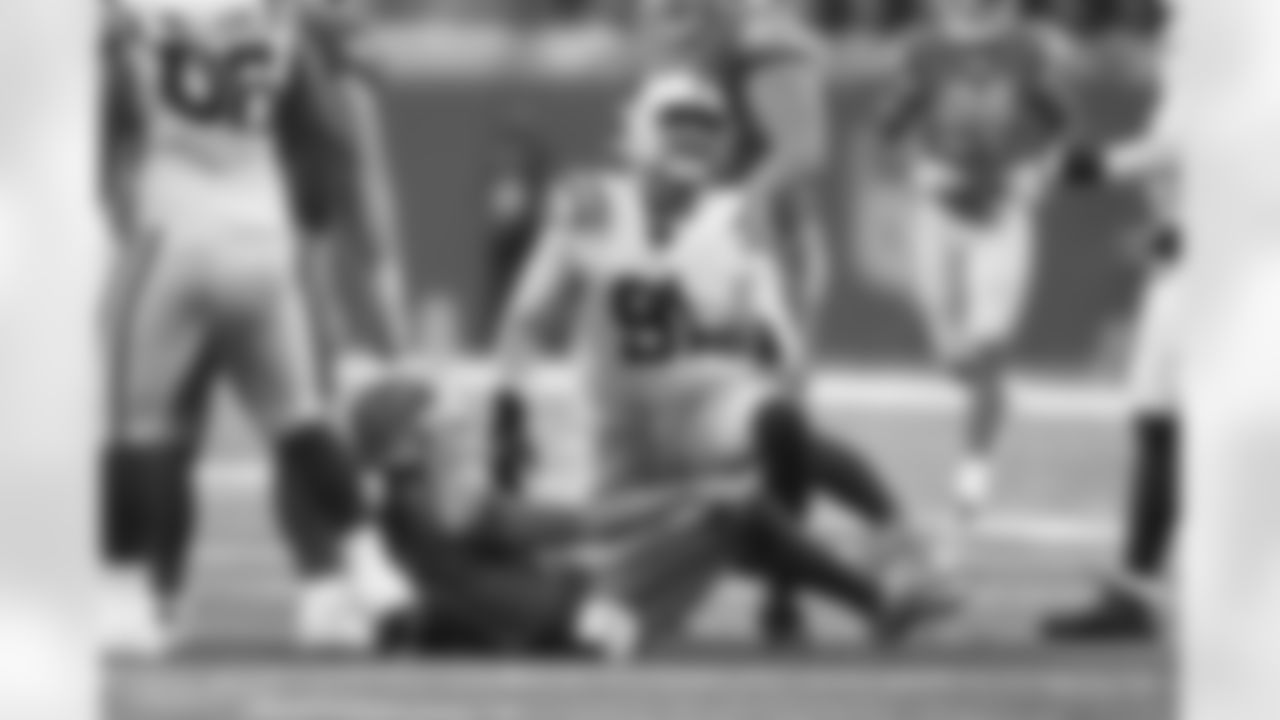 91 DE Isaac Rochell