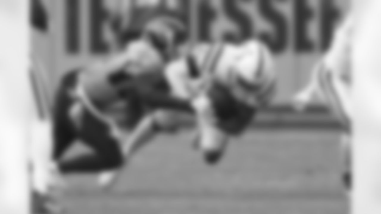 21 RB Nyheim Hines