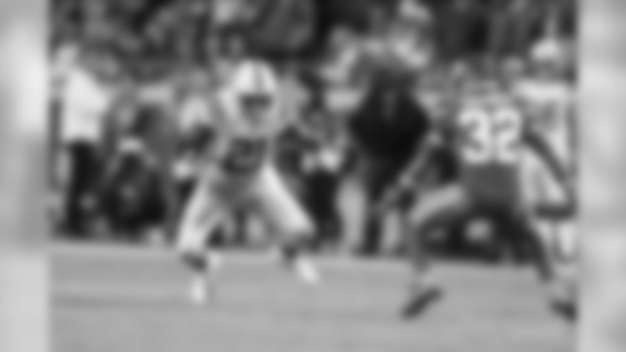 21 running back Nyheim Hines