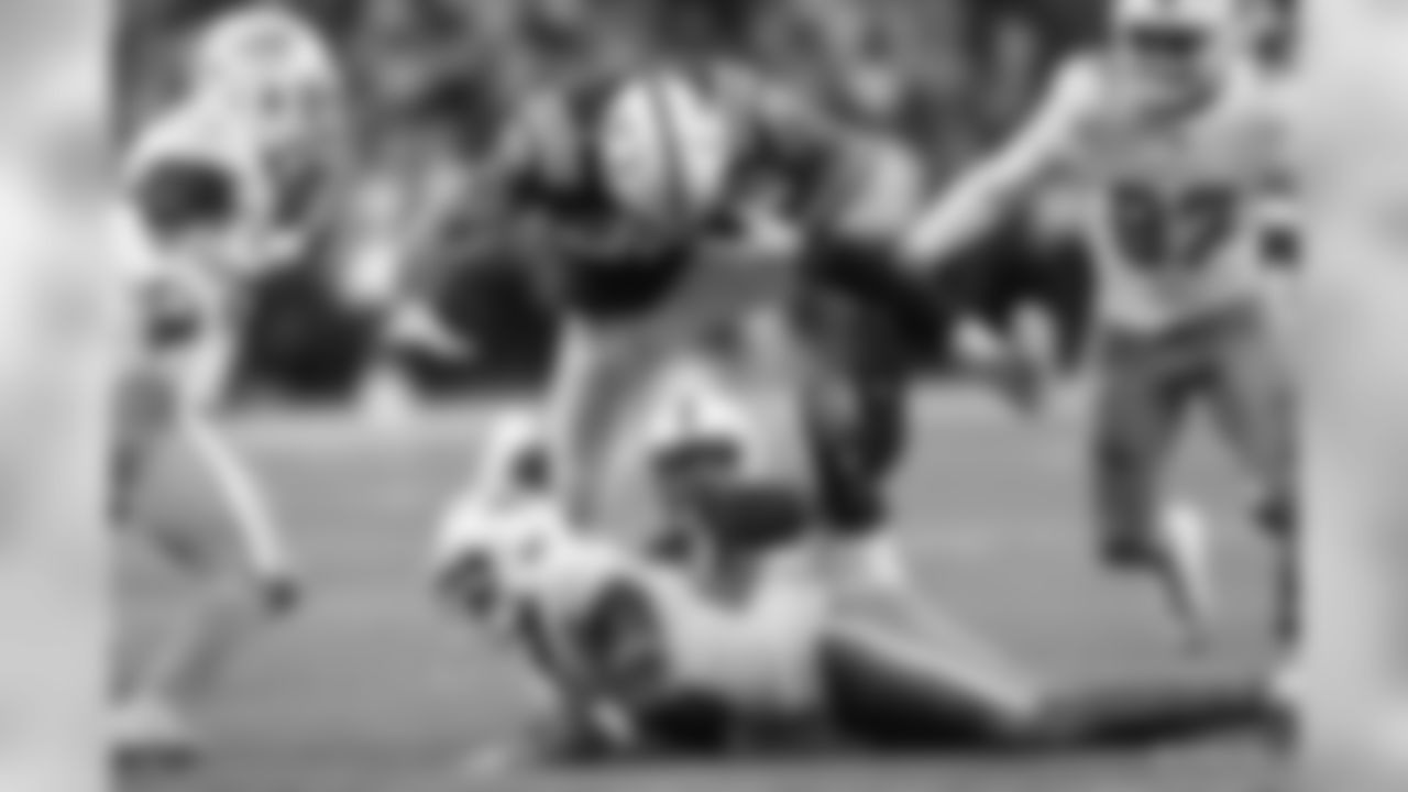20 running back Jordan Wilkins