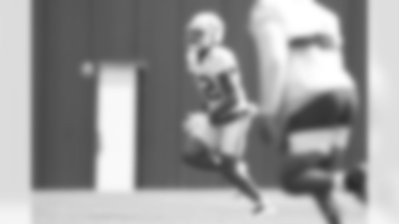 32 S Julian Blackmon