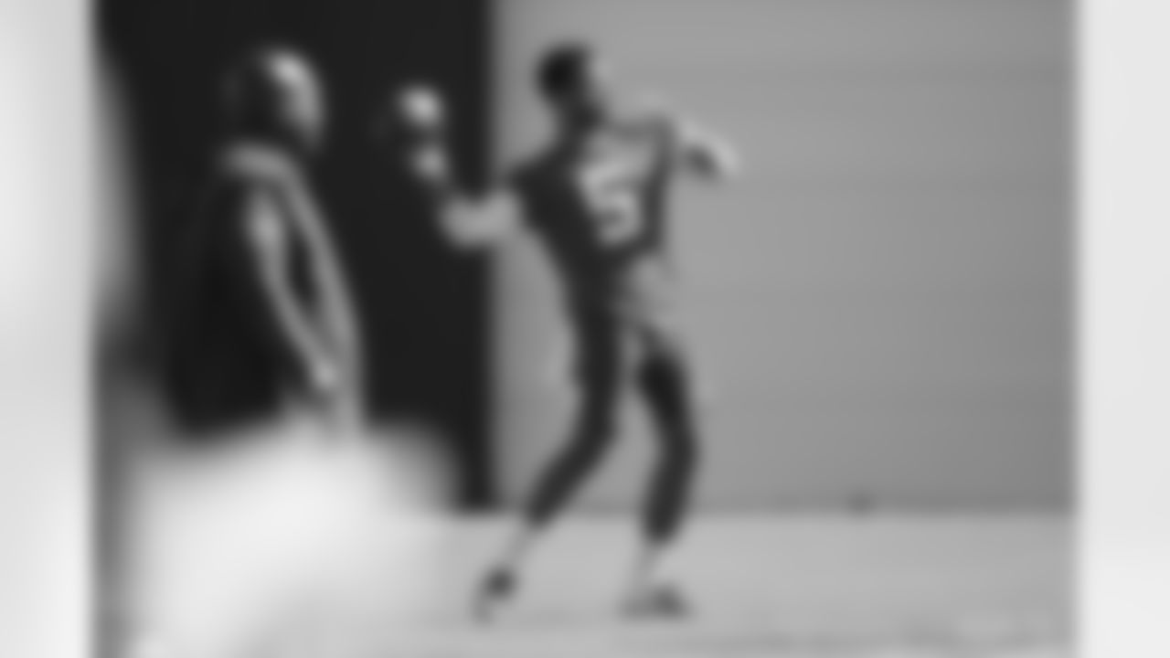 5 QB Brett Hundley