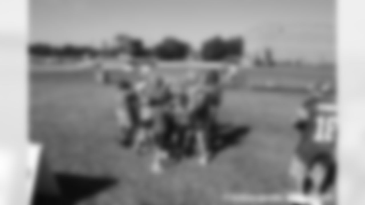 LANDING_youthfootball-3