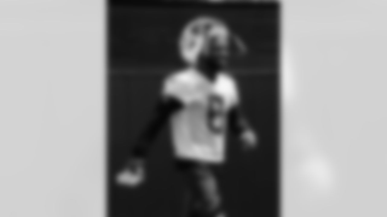 6 WR Isaiah McKenzie,
Players practice during voluntary Veteran Mini Camp offseason workouts.