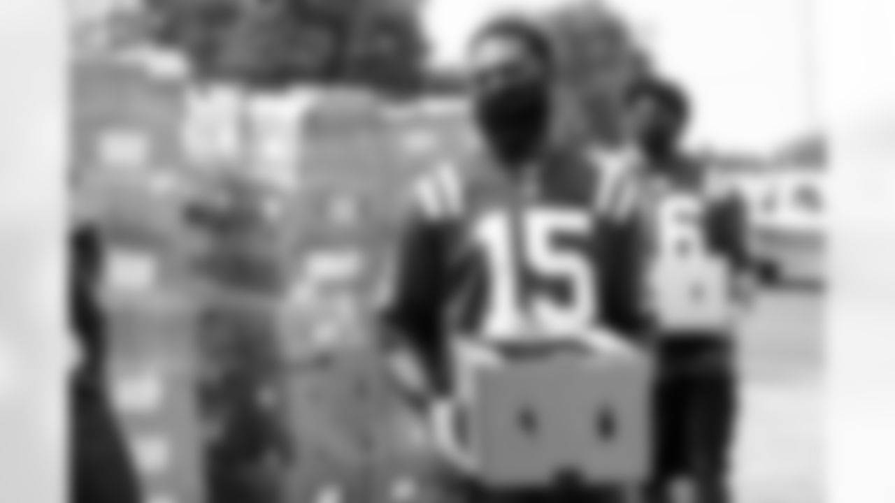 15 WR Parris Campbell