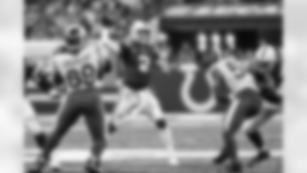2 QB Carson Wentz