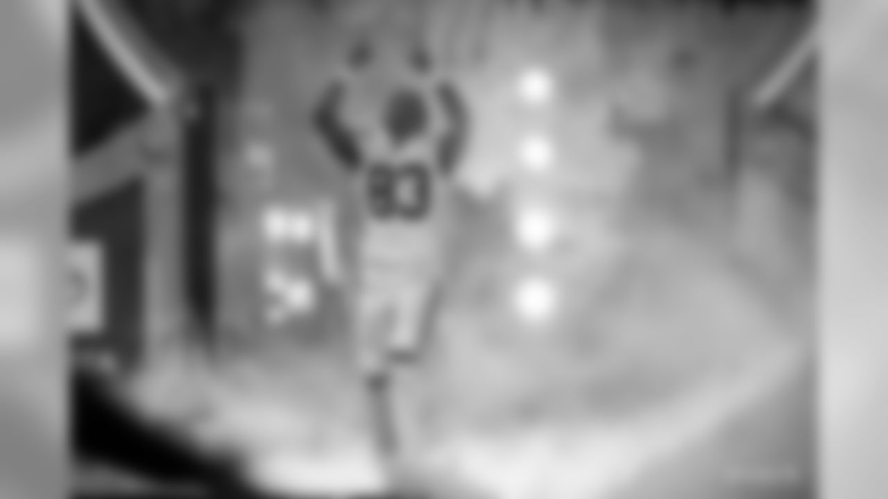 2019_1201_TEN_4738