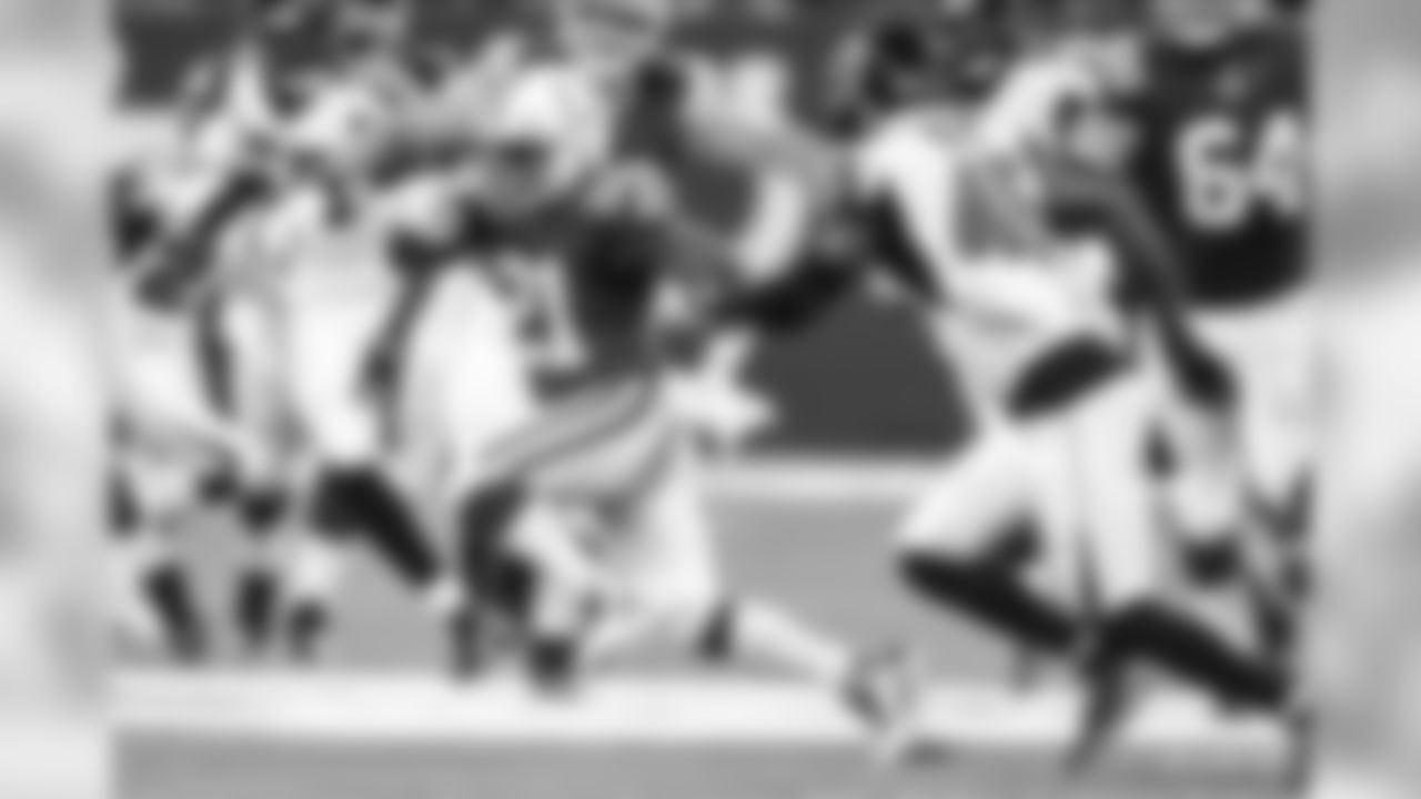21 running back Nyheim Hines