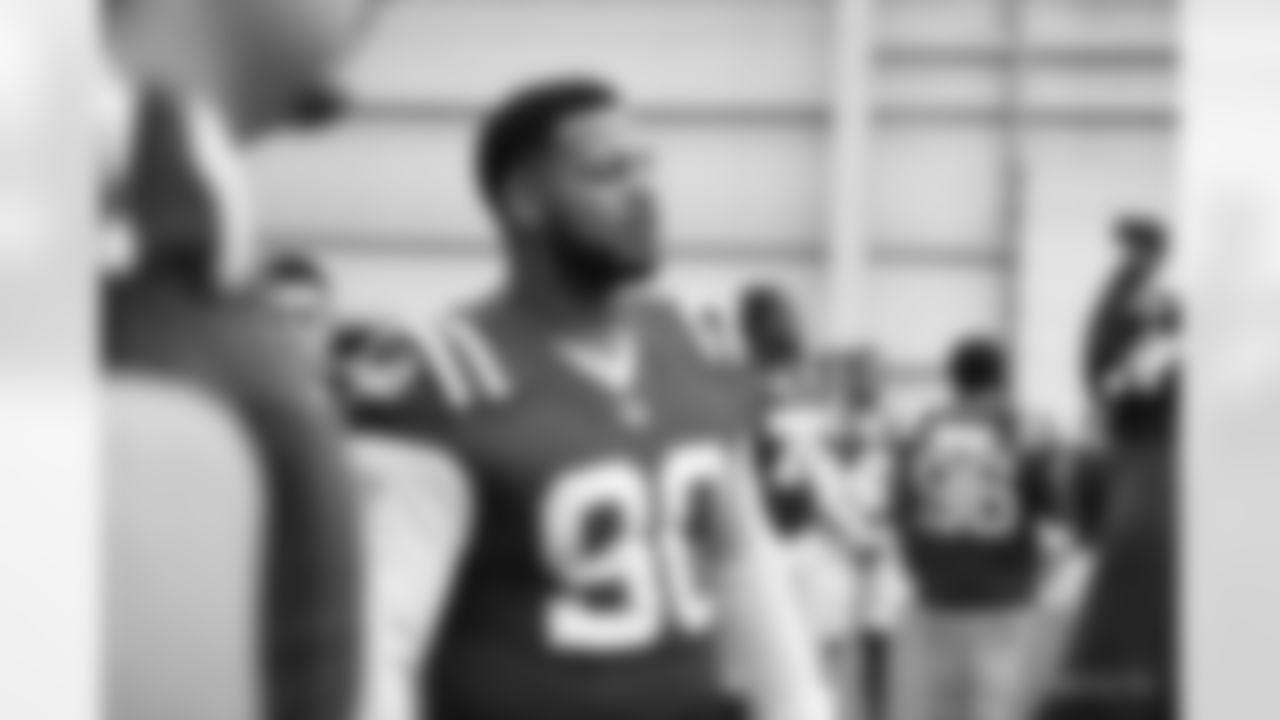 90 DT Grover Stewart