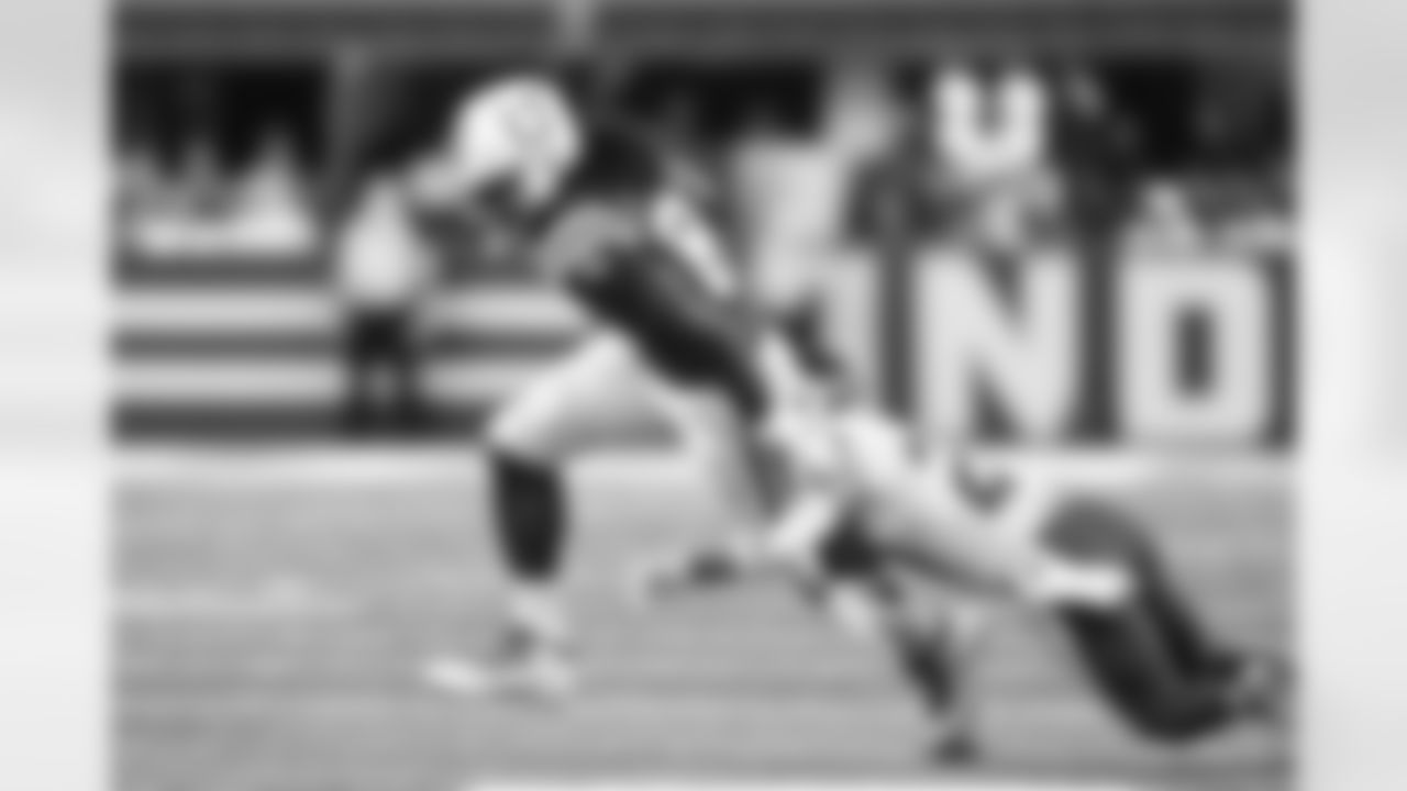 81 TE Mo Alie-Cox