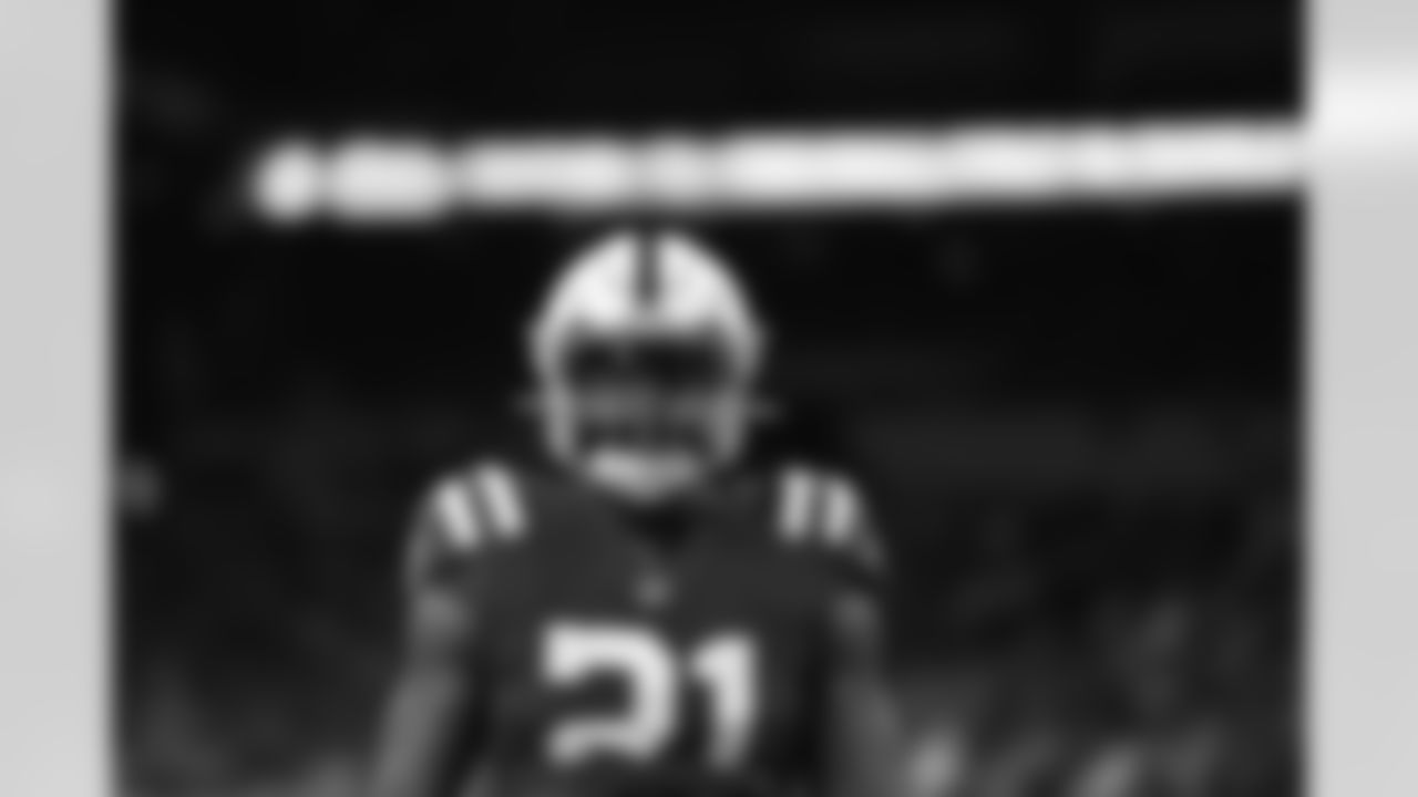 21 RB Zack Moss