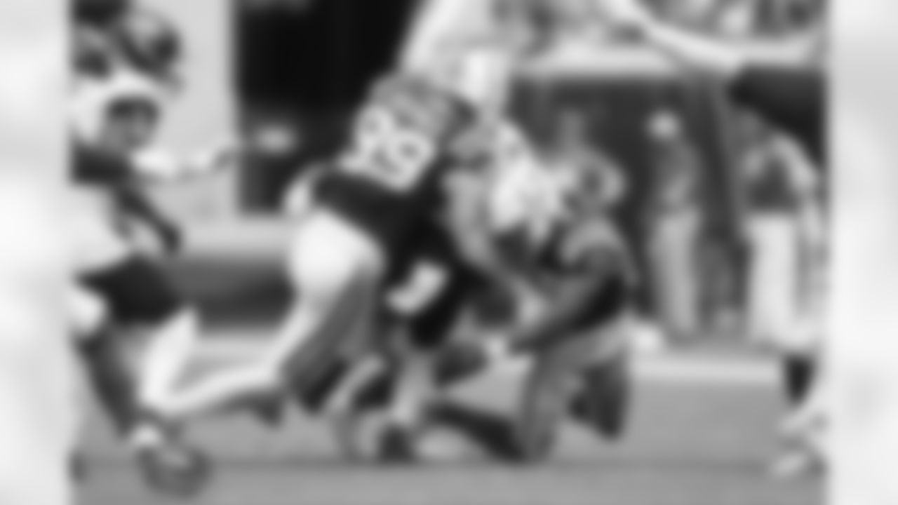 99 DT DeForest Buckner, #58 LB Bobby Okereke