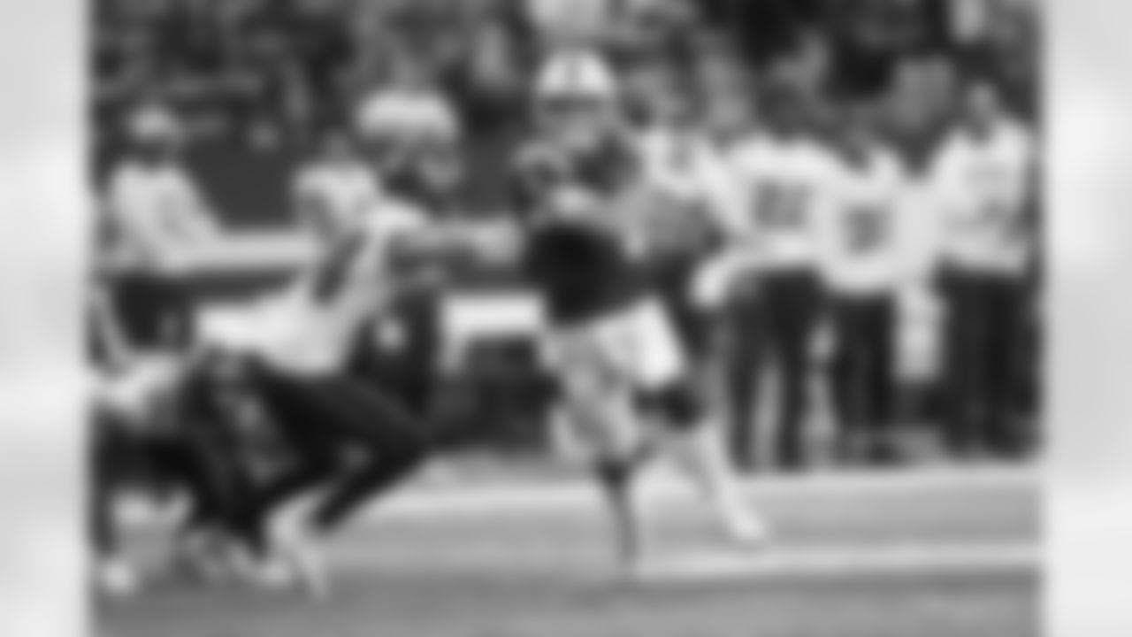 4 QB Sam Ehlinger