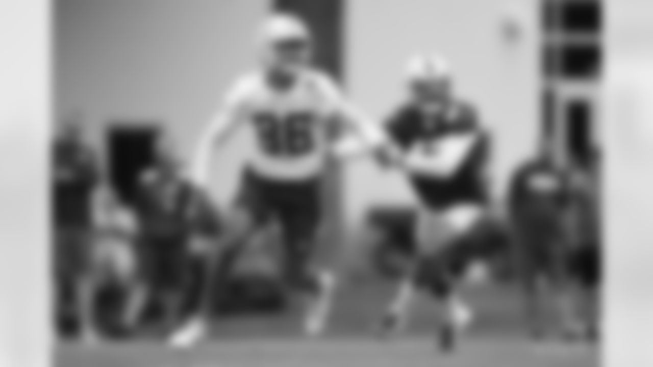 86 WR Samson Nacua, #47 CB Anthony Chesley