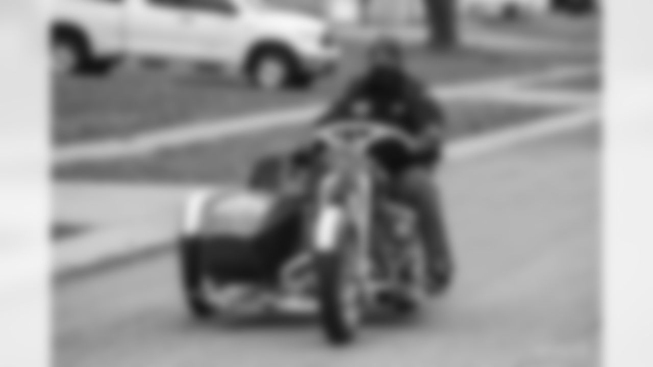2020_0107_ColtsCaravan0023