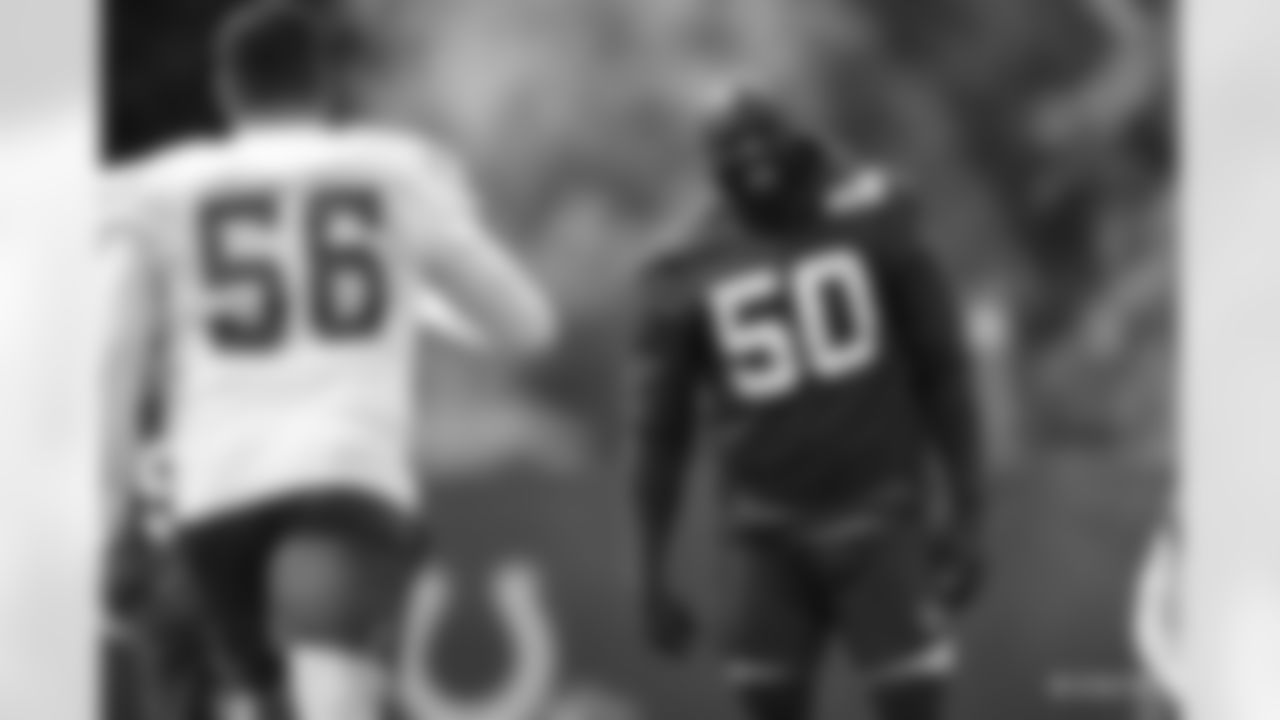50 DE Justin Houston