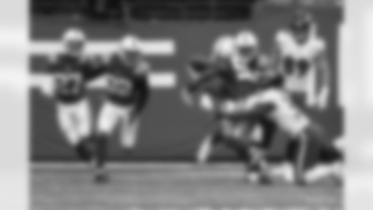 27 CB Xavier Rhodes, #32 S Julian Blackmon, #53 LB Darius Leonard, #58 LB Bobby Okereke