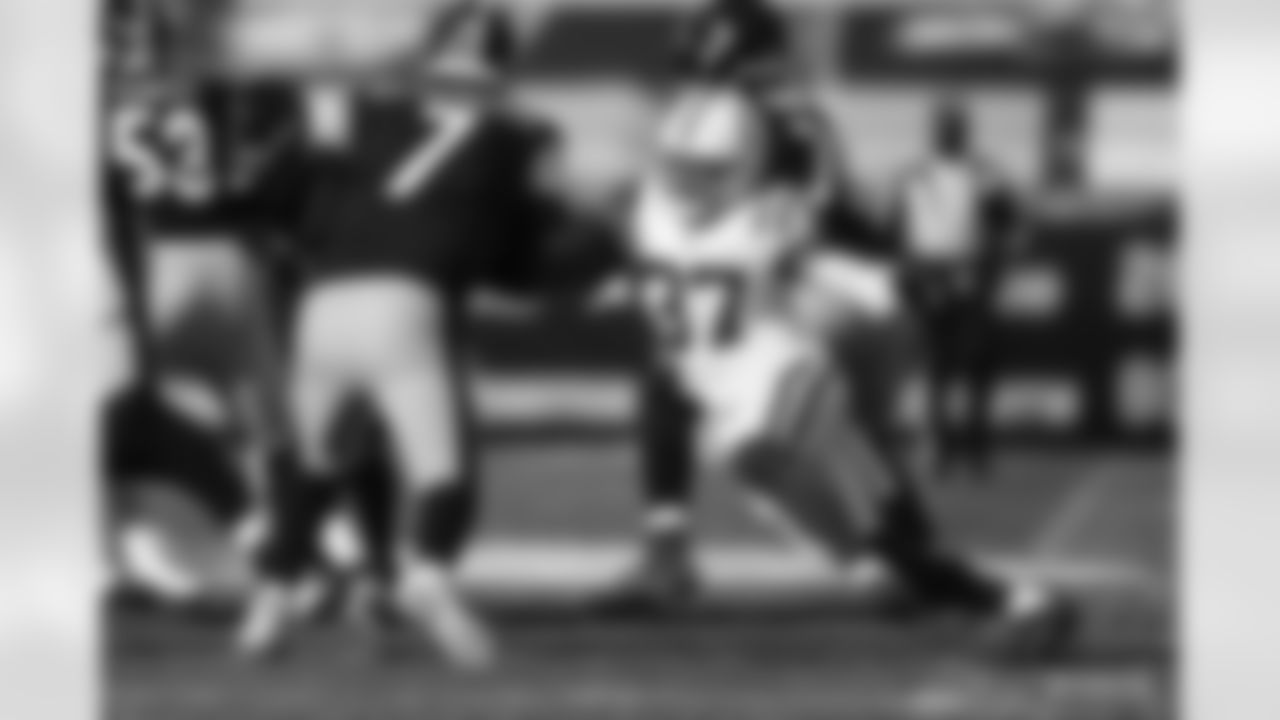 37 S Khari Willis