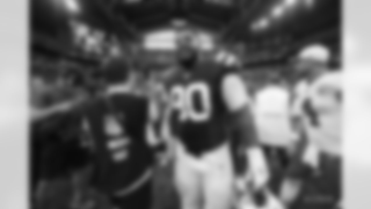 90 DT Grover Stewart