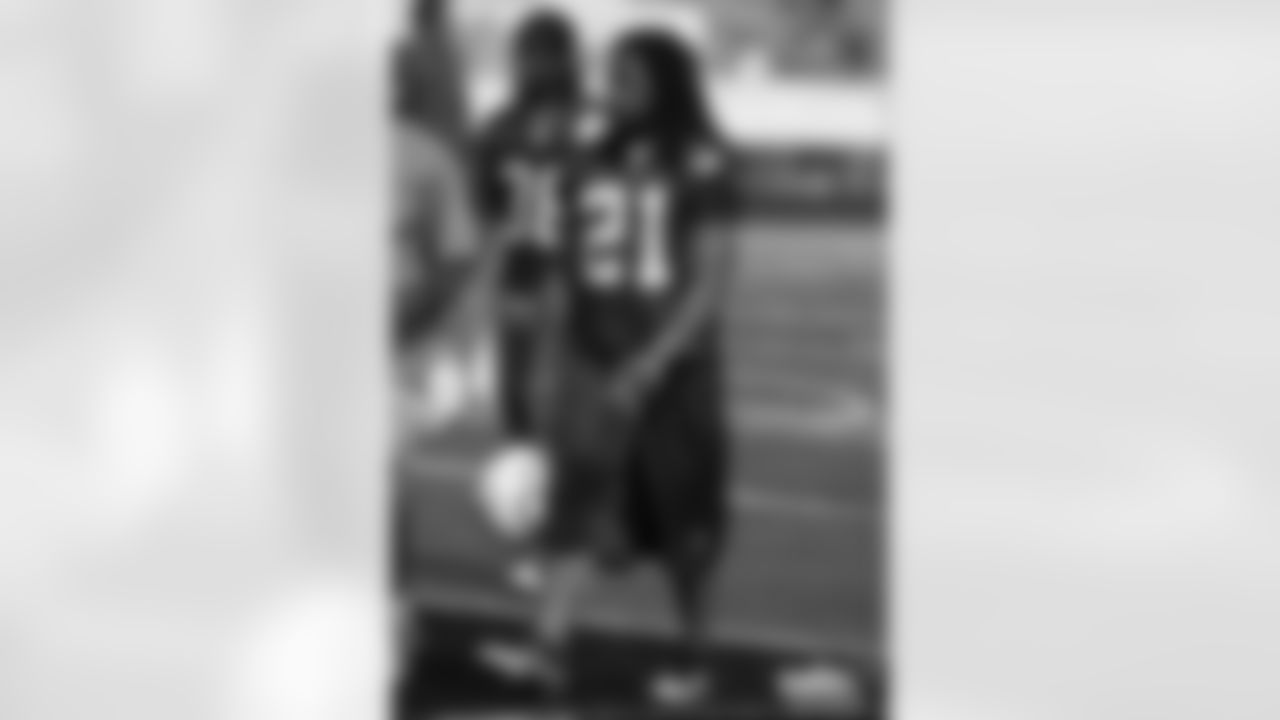 Bob Sanders