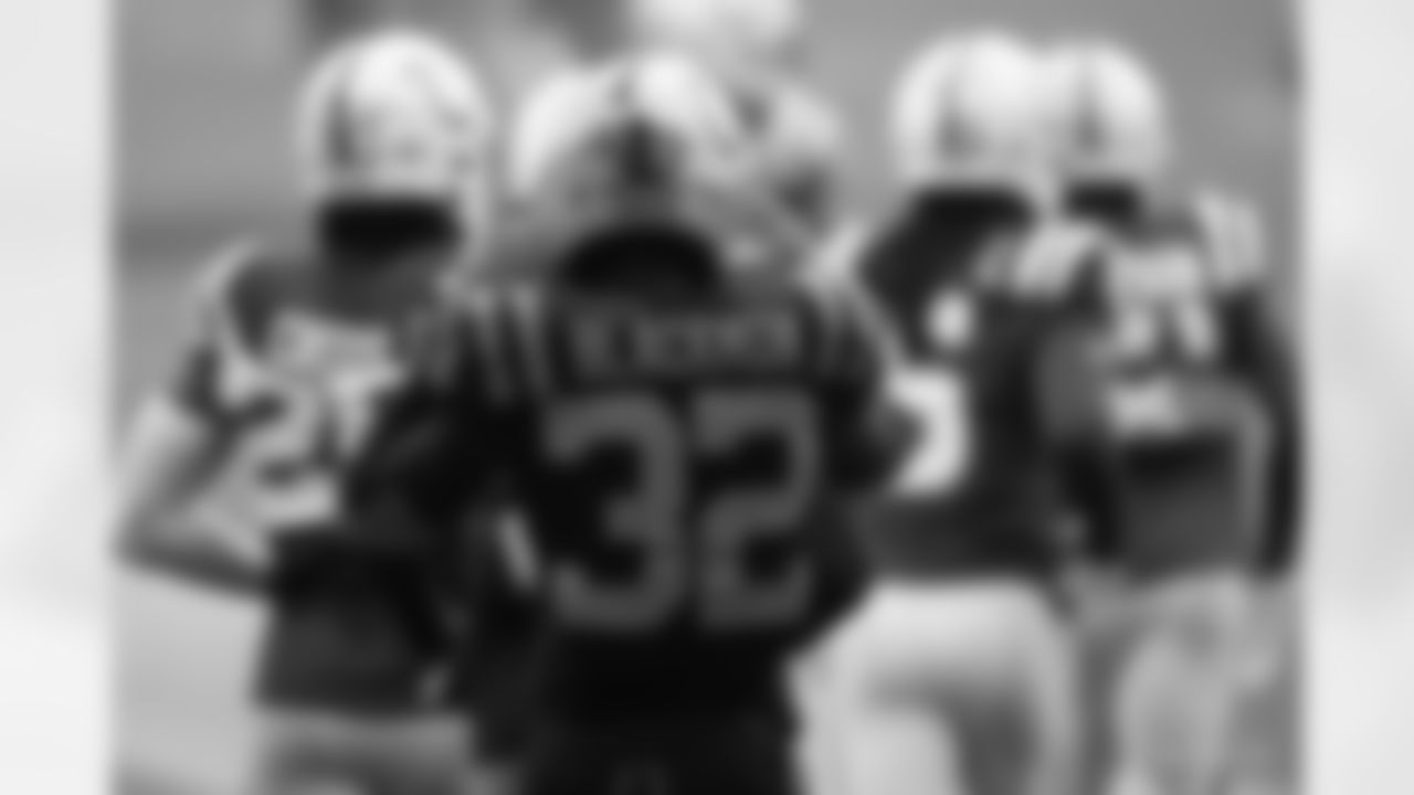 32 S Julian Blackmon