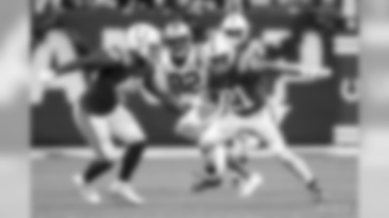 21 running back Nyheim Hines