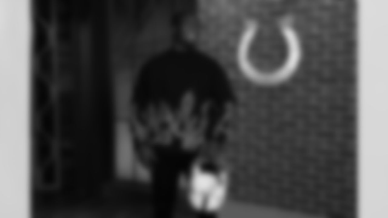 LB Samson Ebukam