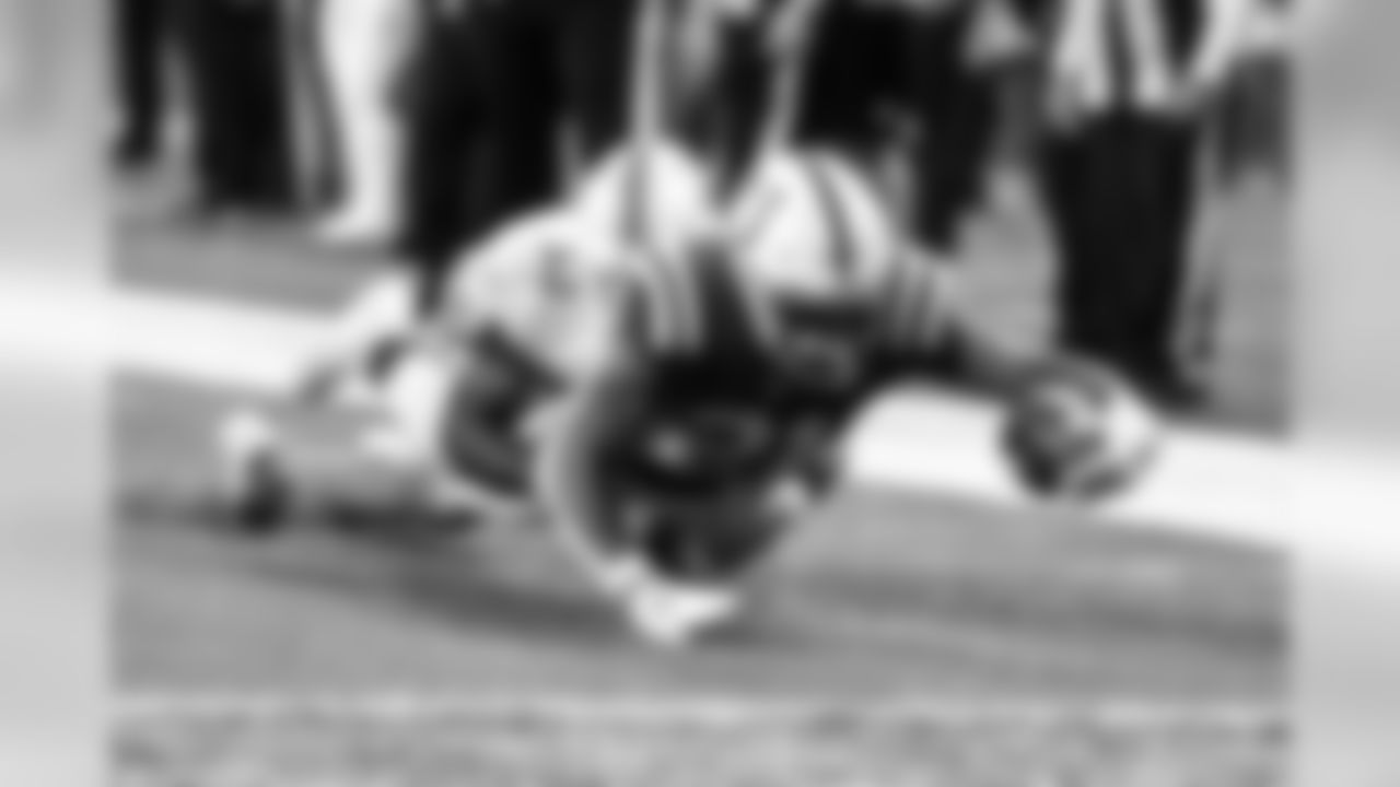 21 running back Nyheim Hines