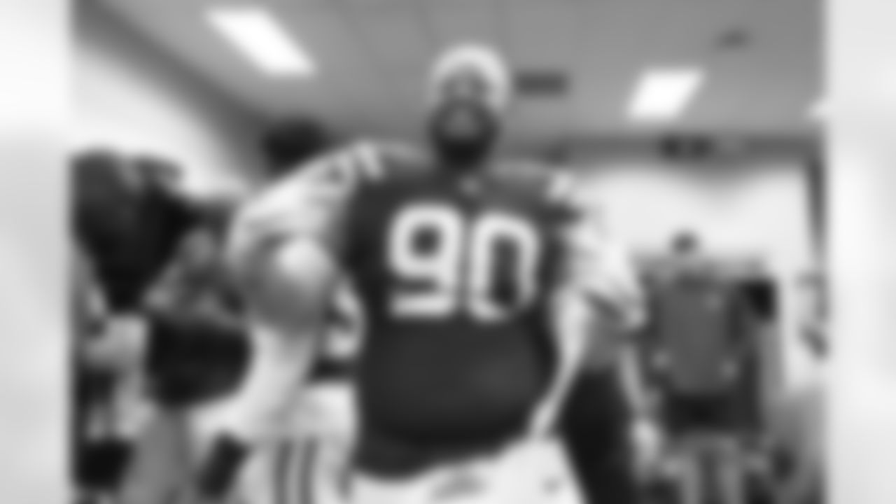 90 DT Grover Stewart
