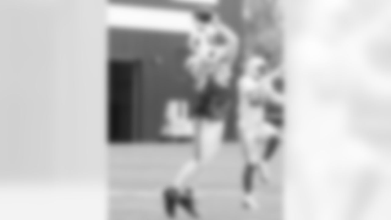 20 S Nick Cross