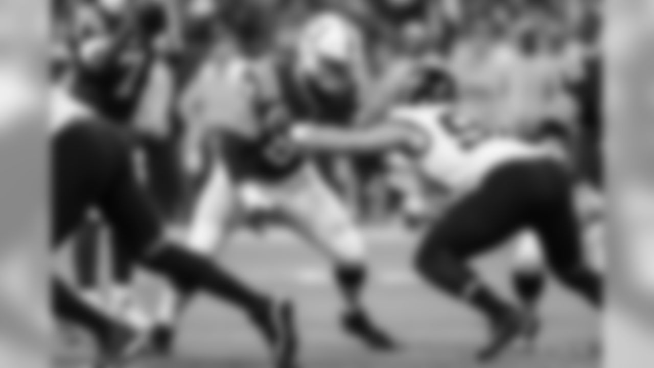 64 guard Mark Glowinski
