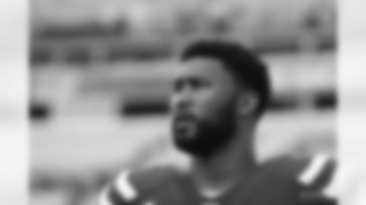 99 DT DeForest Buckner