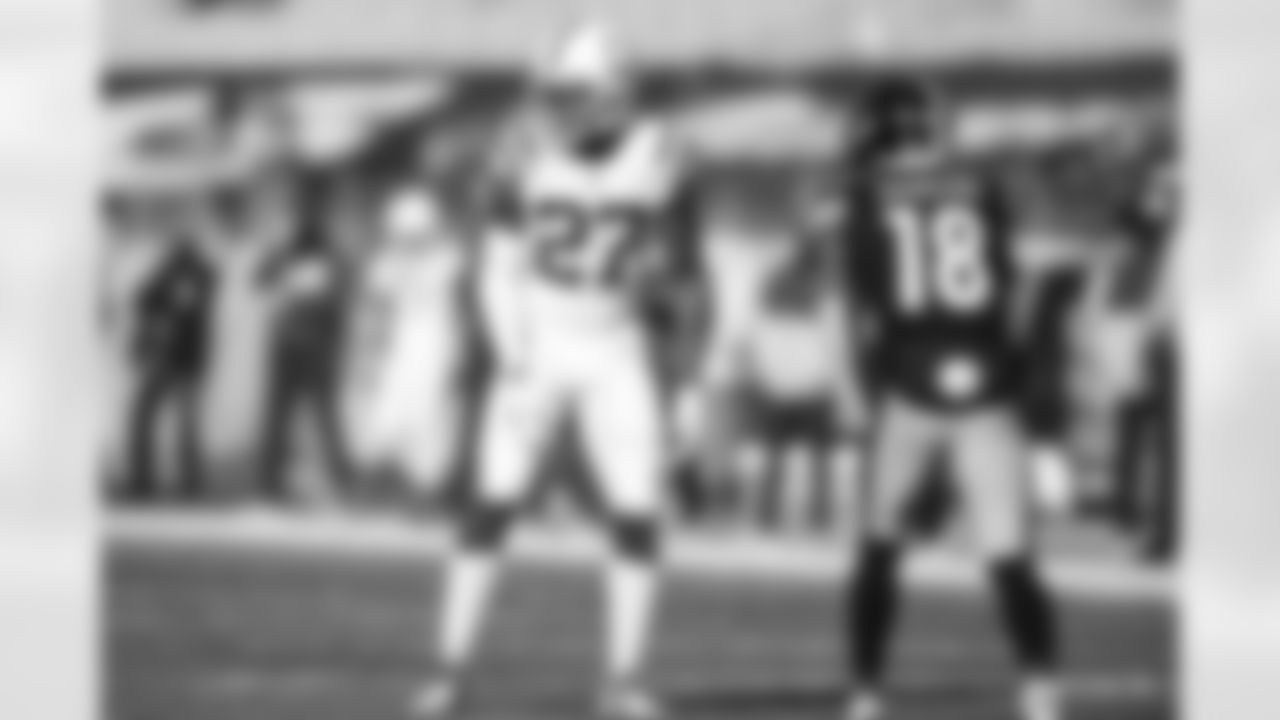 27 CB Xavier Rhodes